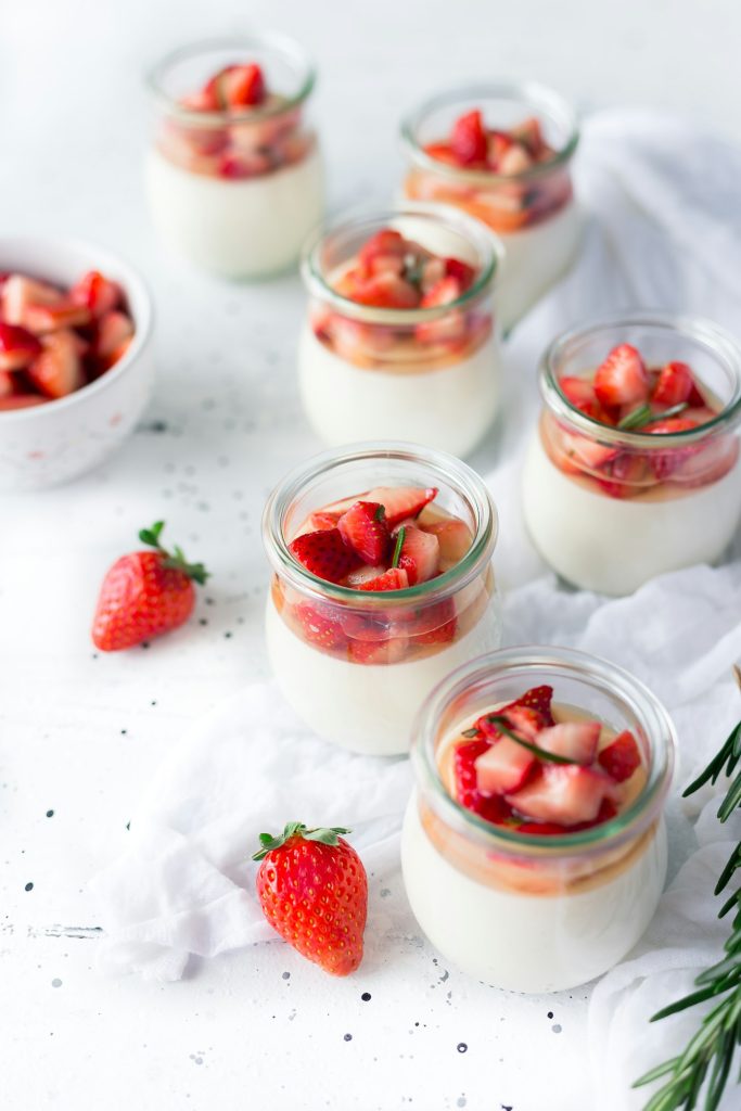 Mixed-berry dessert cups